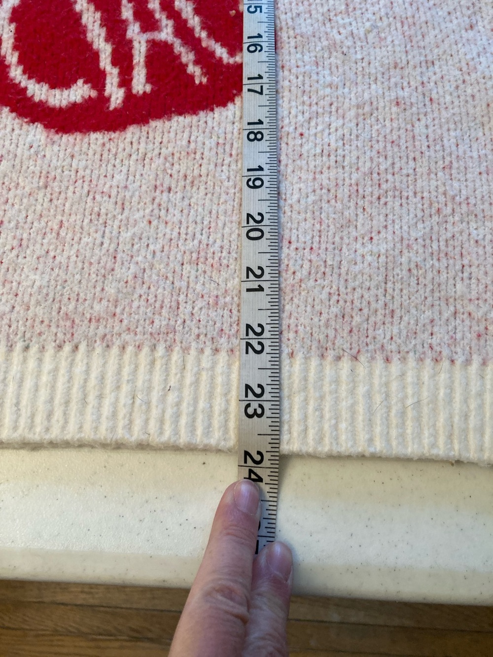 a new day Cream Knit Crewneck Sweater with Red Cherry Ciao Ciao - Picture 6 of 6